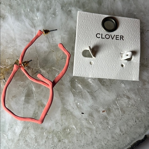 Clover Coral Pink Hoop Earrings - Picture 7 of 8